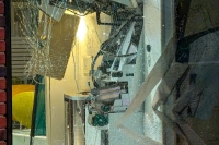 Det er store skader på lokalene til Marker Sparebank i Ørje etter et innbrudd natt til mandag.