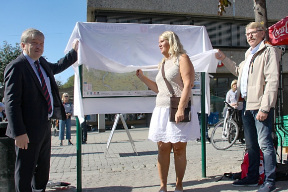 Ordfører Kjell B. Hansen (Ringerike), varaordfører Kristin Gullingsrud (Flå) og ordfører Kåre Helland (Sør-Aurdal)