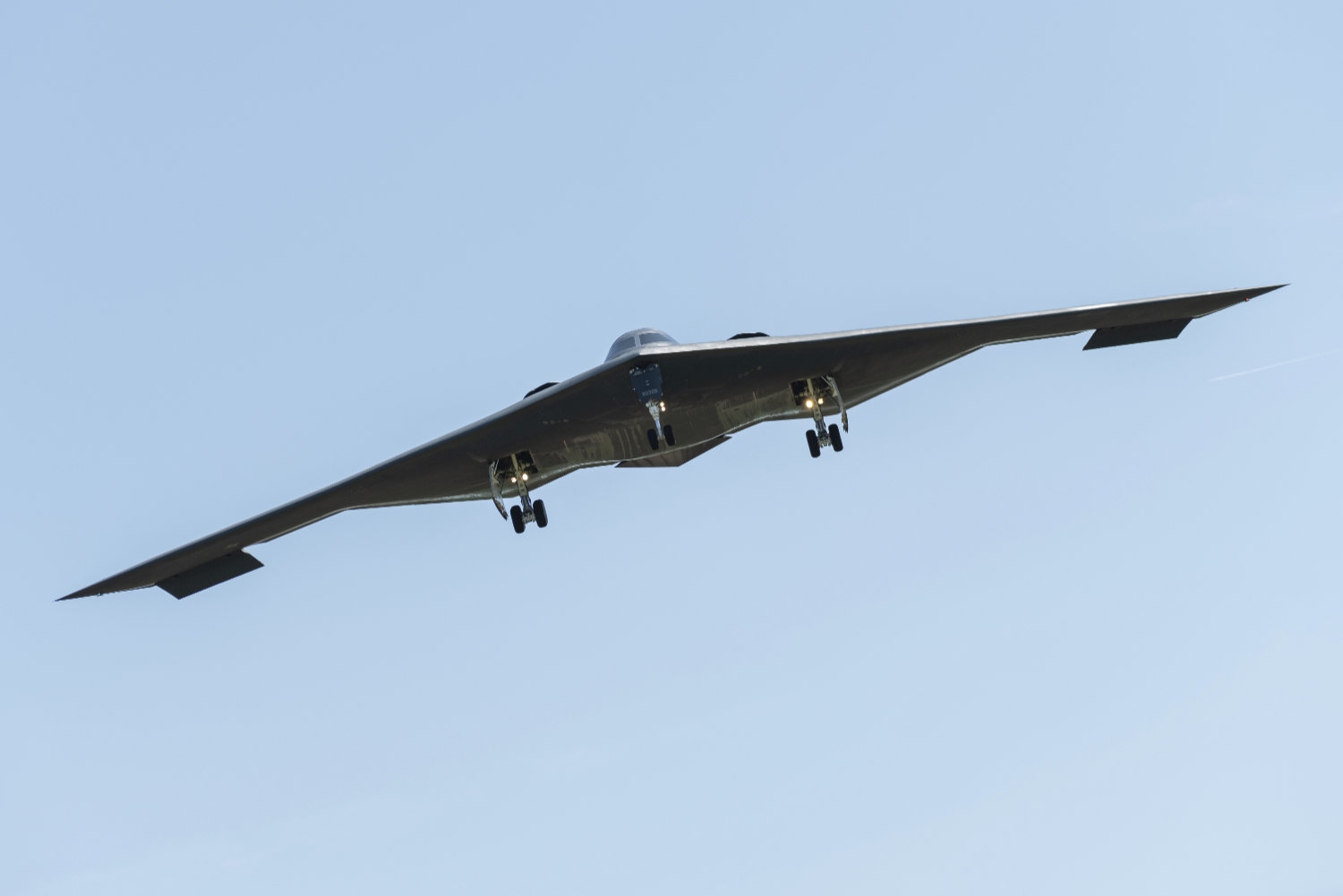 Langtrekkende B-2 bombefly utstyrt med svært tunge og kraftige bomber laget for å ramme mål dypt under bakken, deltok i angrepet på de iranske atomanleggene.