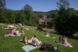 Bedre pinsevær får du ikke: – Lett over 25 grader